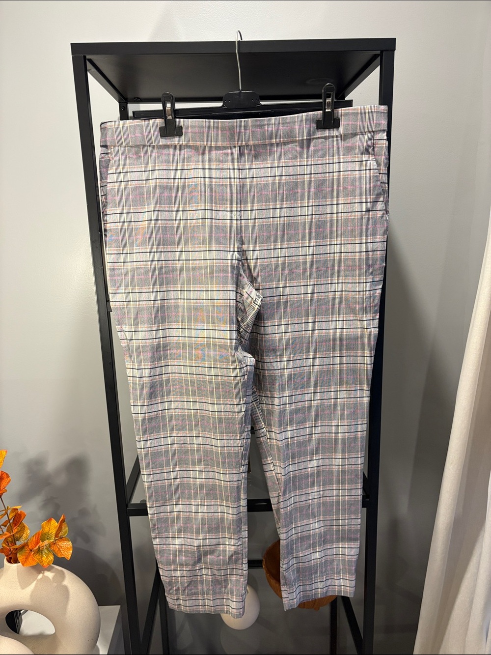016 Woman’s Plaid Dress Pants - Gray Multicolor